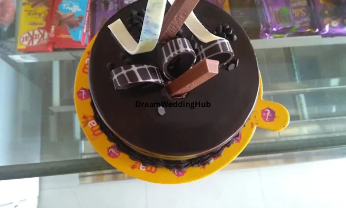 MaD CaKes The Live Cake Shop best cake shop in mehsana